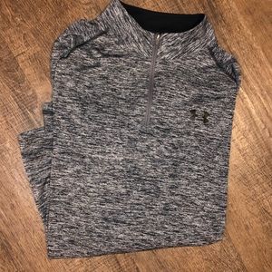 Grey lightweight men’s pullover, under armour